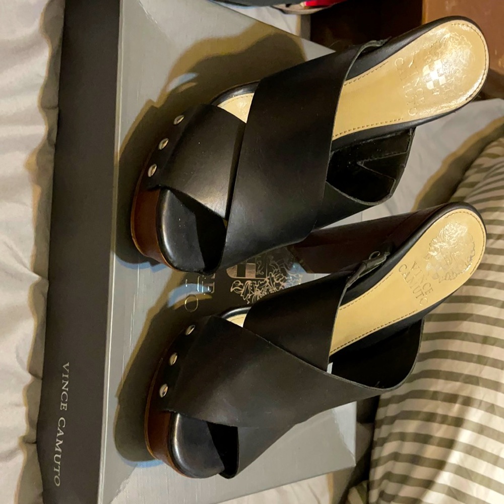 Vince Camuto leather platform shoes!!!